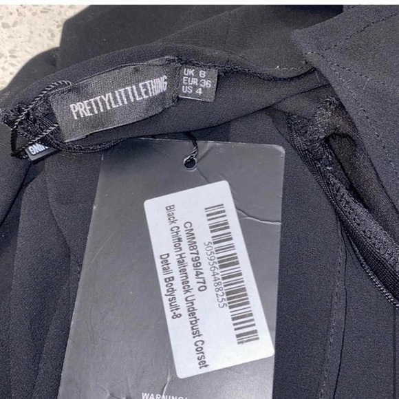 Pretty Little Thing Halter blouse - Picture 4 of 4